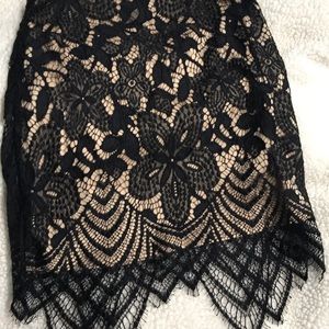 Akira lace skirt